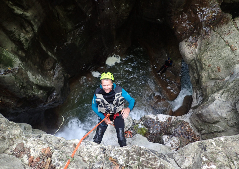 Canyoning dans les gorges de Chailles Auvergne Rhône Alpes Tourisme