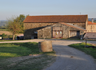 Arrivée à la Ferme de Réat