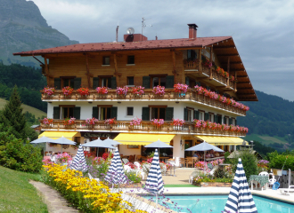 piscine (chauffée en été)