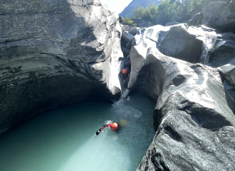 Canyoning - Bureau des guides Bessans