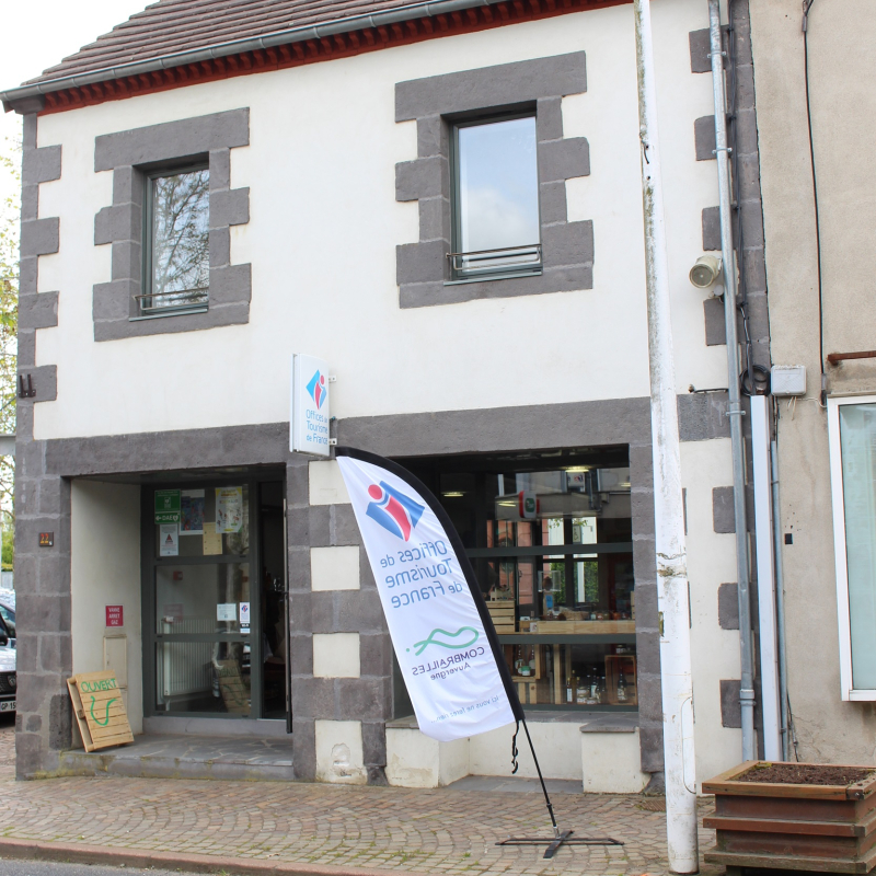 Bureau de Tourisme Combrailles Auvergne aux Ancizes Comps