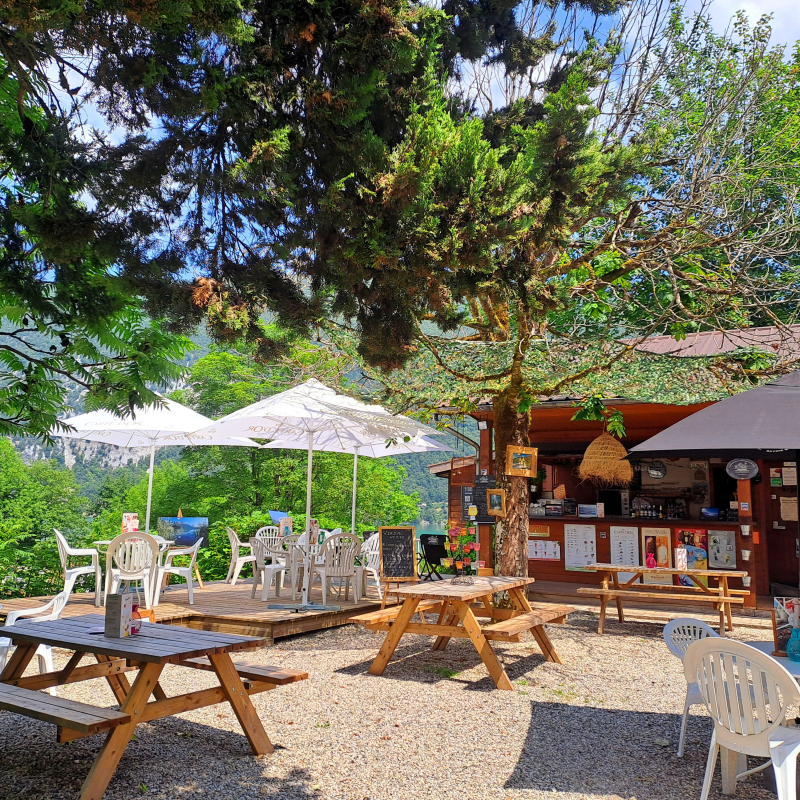 L'Arbaz terrasse Aiguebelette