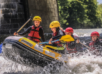 Stage Ados 5 Séances Mini-raft - Passy - Adventures Payraud Session Raft ©