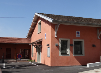 office de tourisme de pérouges