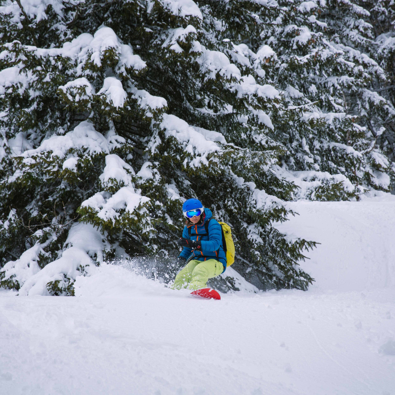 Snowboarder