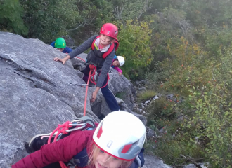 Grande voie escalade enfants