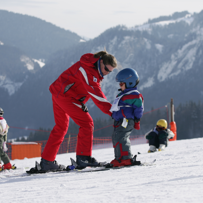 Hirmentaz  Group Alpine Ski  - Snowboard Lessons