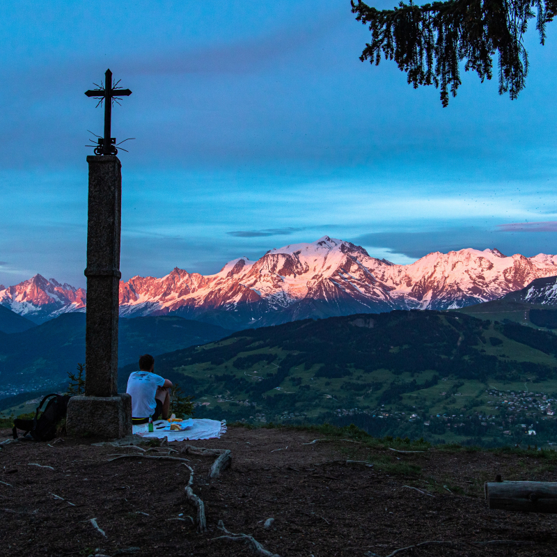 Croix des salles nuit