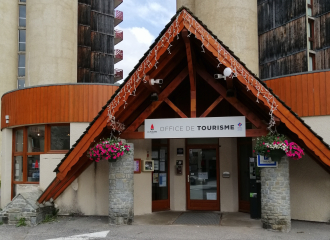 Entrée Bureau d'information Plagne Bellecôte