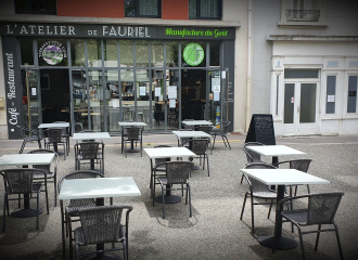 Terrasse côté Cours Fauriel