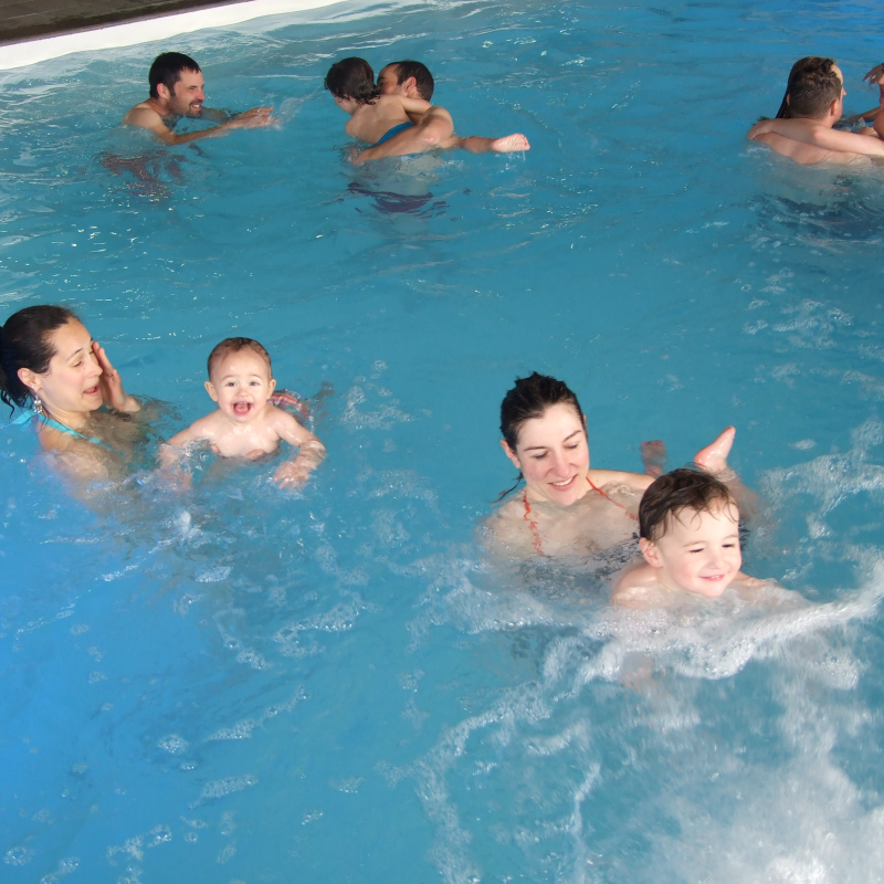 Chamrousse parent-child spa pool