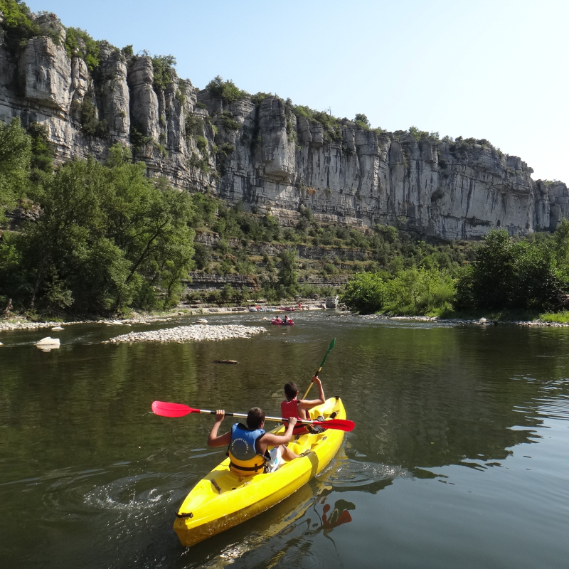 Family canoeing in the evening - from 3 years old with Kayacorde