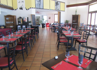 Salle intérieure du restaurant