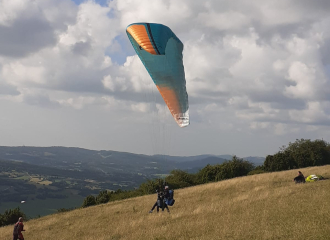 First flights in paragliding