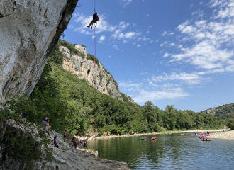 Via corda du Pont d'Arc avec Kayacorde