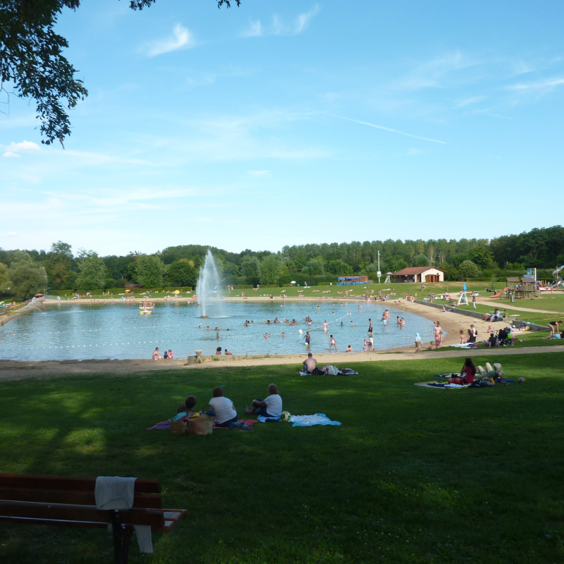 Plage lac Cormoranche