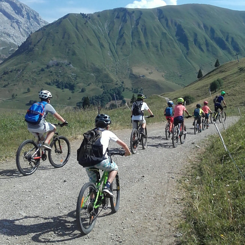 VTT stage 8-11 ans juniors bikers au Grand-Bornand