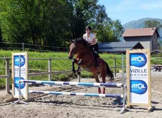 Stage d'équitation : entraînement, CSO et compétition (facultatif)