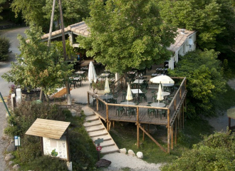 Restaurant au camping Les Arches à St Jean le Centenier