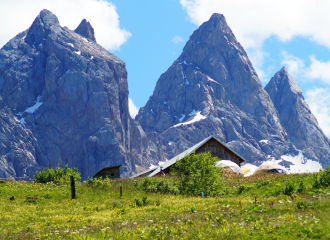 Aiguilles d'Arves en été