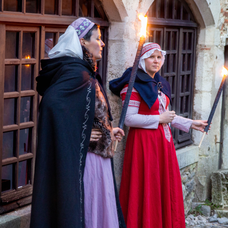 Visite aux flambeaux Pérouges