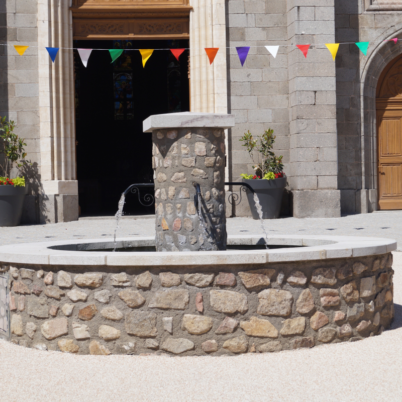 Fontaine de Saint-Martin-Lestra