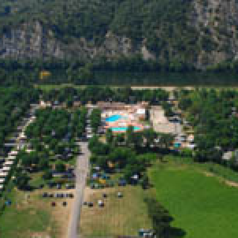 Aire de service/accueil camping-car au camping la Plage Fleurie