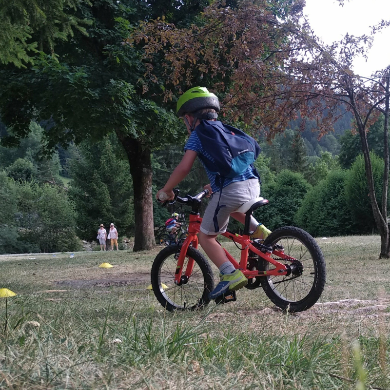 VTT 6-8 ans stage biclou au Grand-Bornand