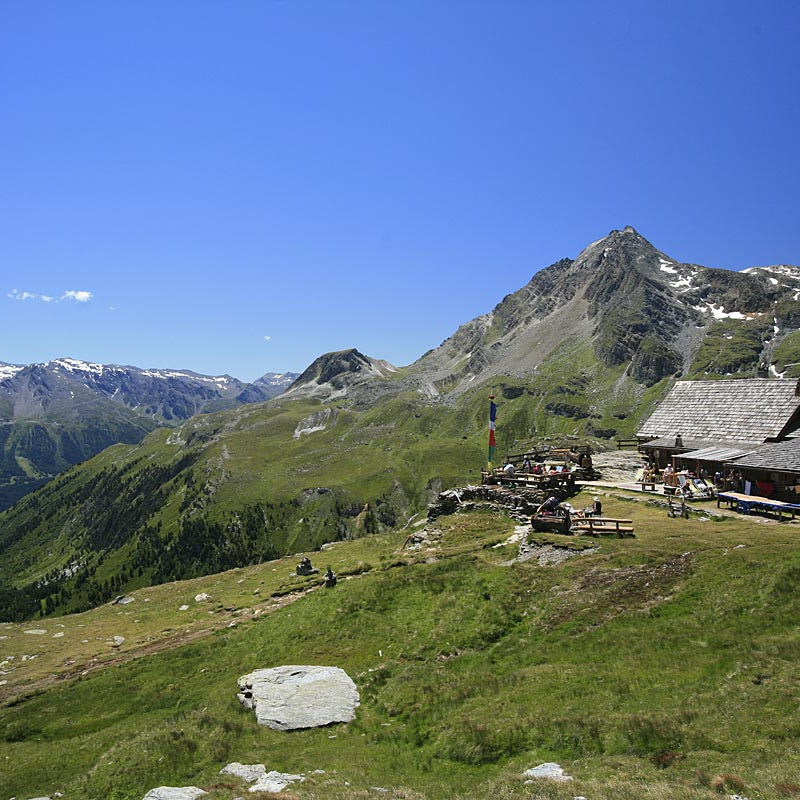 Randonnée au dessus des barrages d'Aussois - refuge de la Dent Parrachée