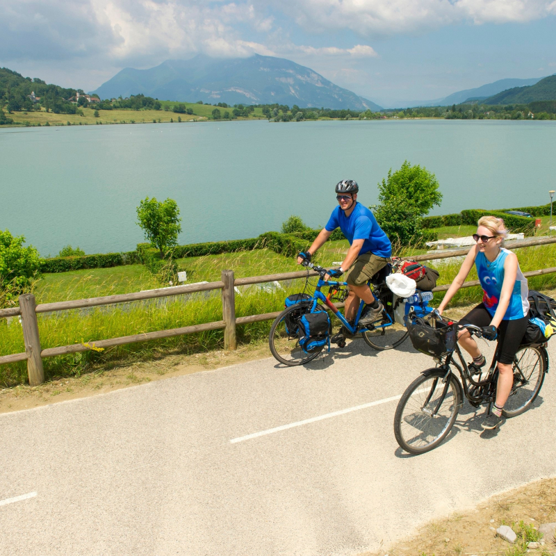 location vélo électrique sur la via Rhôna et parcours à thème