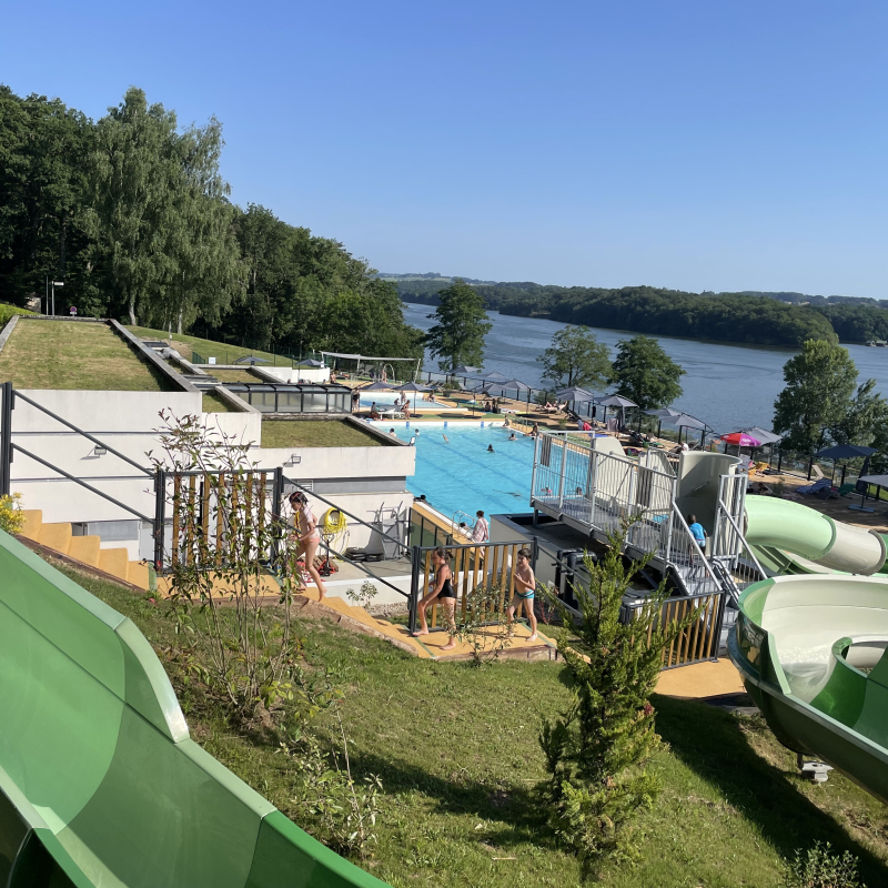 Piscine de Saint-Étienne-Cantalès