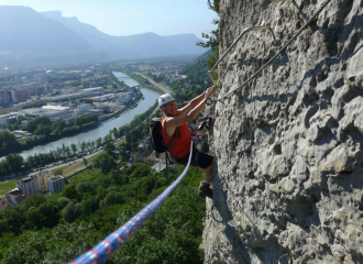 Via ferrata avec le Bureau des guides et accompagnateurs de Grenoble