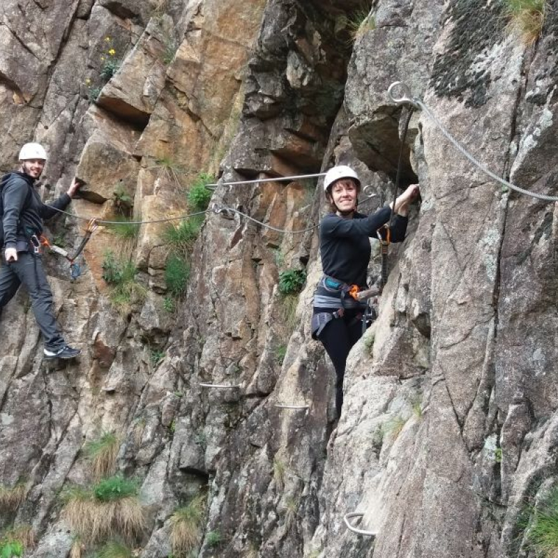 Via Ferrata du Pont du Diable avec Les Intraterrestres