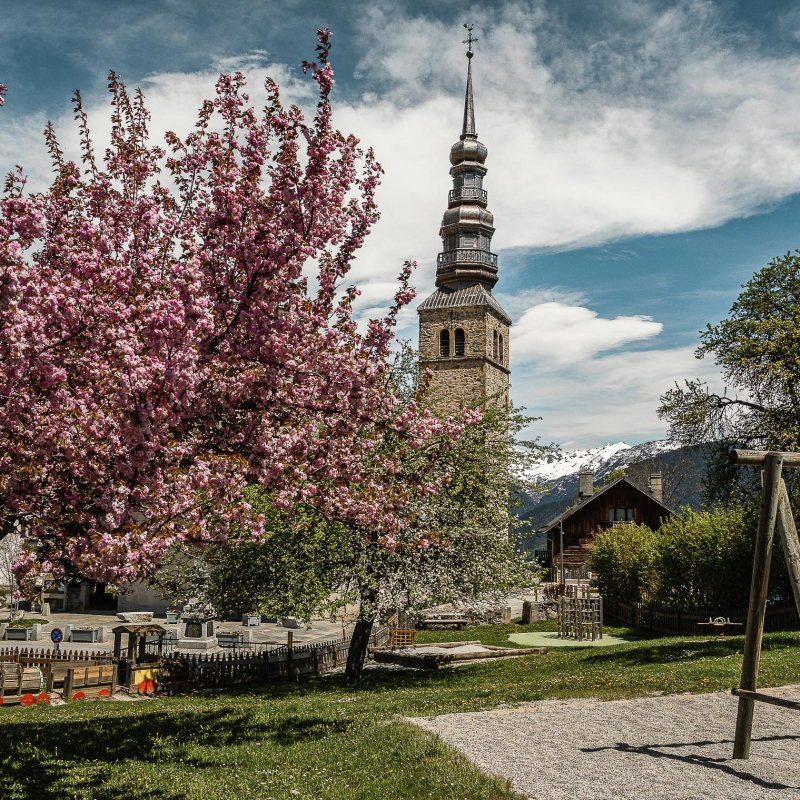 Parc église printemps