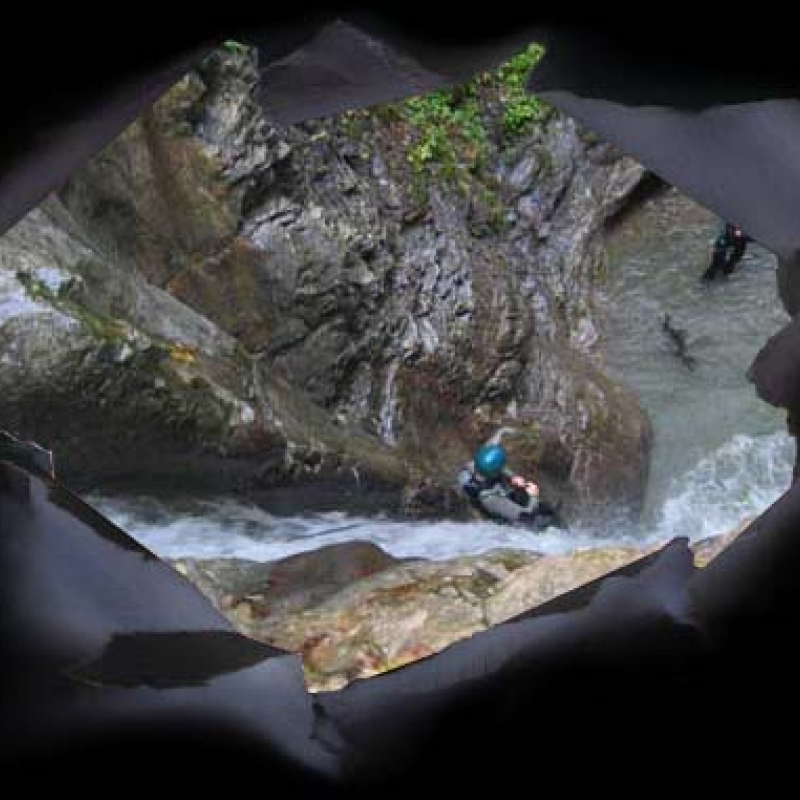 Evolution 2 - Canyoning