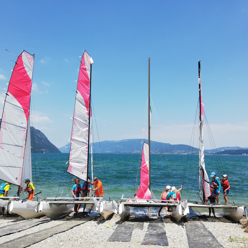 Sailing Club and School - YCBL