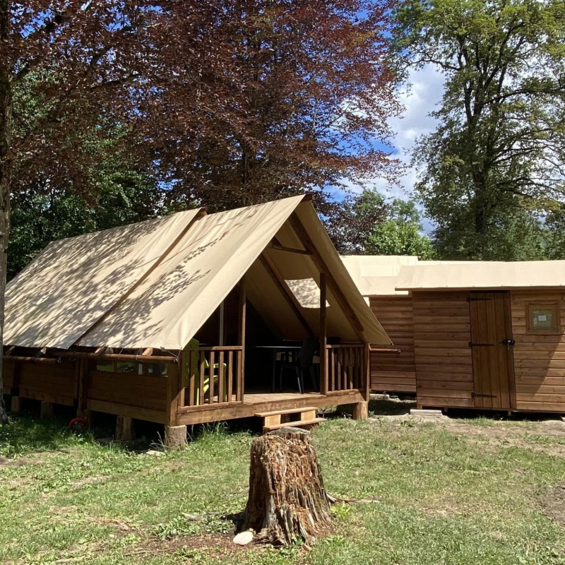 Tentes lodges du camping l'Arc en Ciel