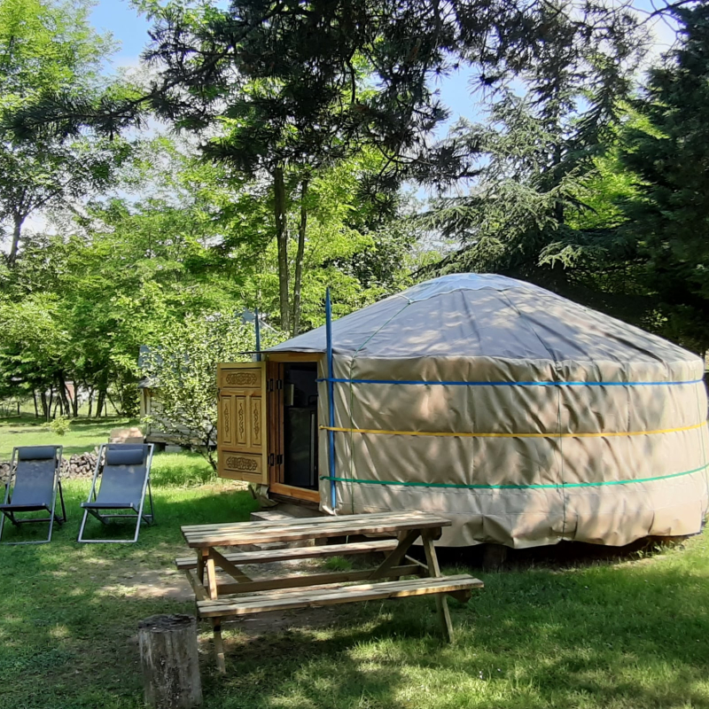 Les Yourtes - Camping Le Viaduc