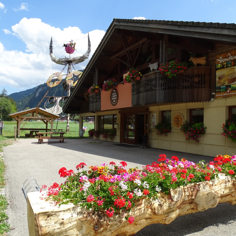 Maison du Fromage Abondance en été